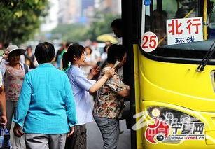 带你吃瓜各地人民公交,带你吃瓜各地人民出行日常