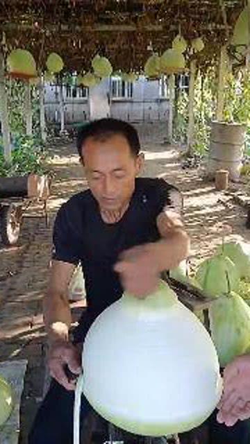 战哥吃瓜,揭秘娱乐圈幕后真相