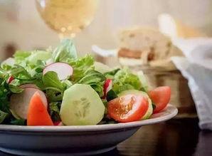 心声吃瓜小说边吃美食,边听心声，畅游吃瓜小说的奇幻世界